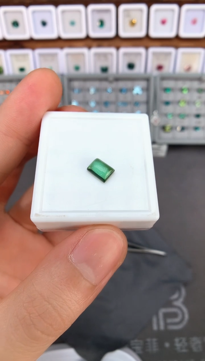 【闪购商品】定制碧玺裸石未镶嵌1.88ct