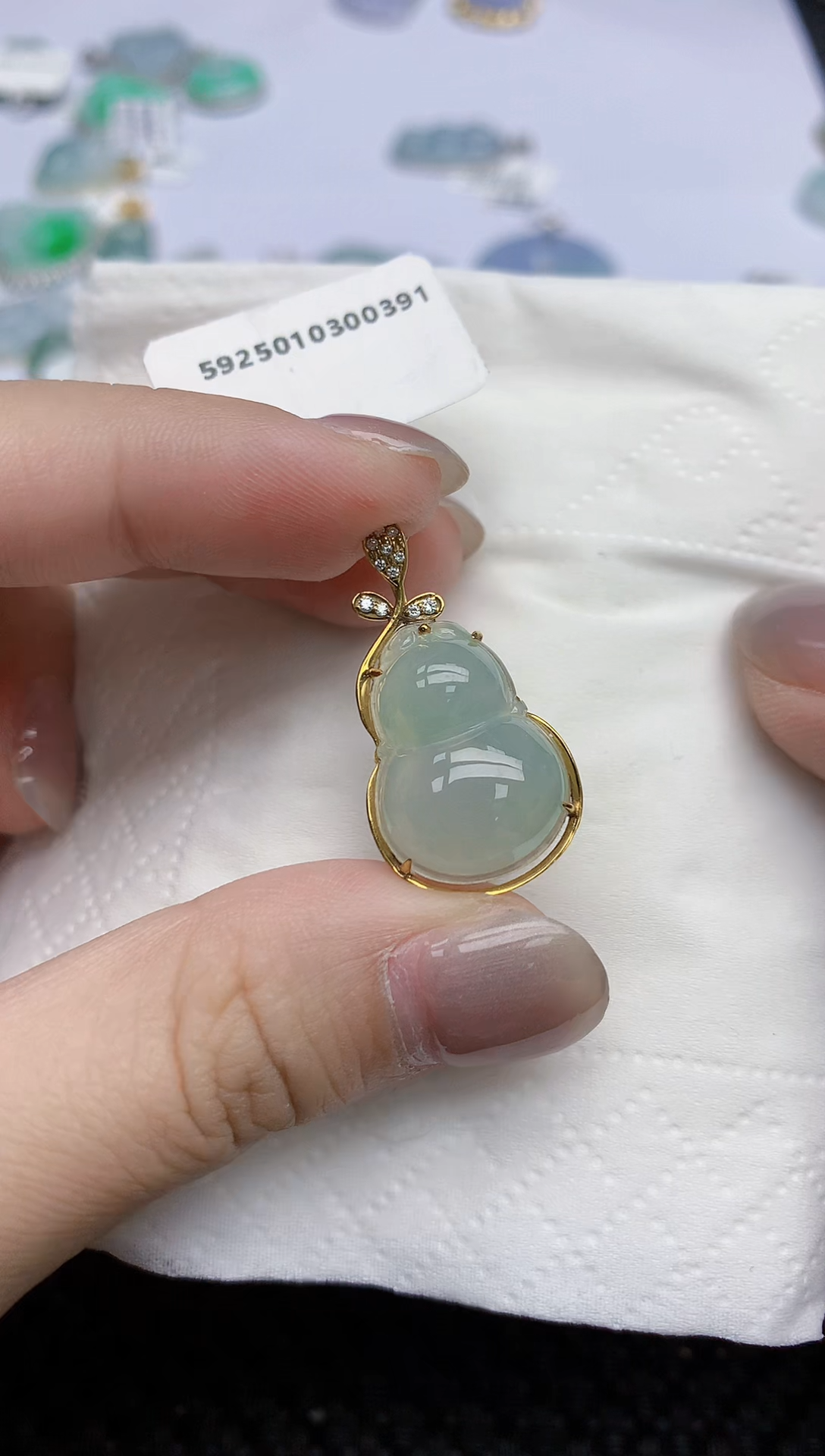 【闪购商品】翡翠颈饰18K金镶嵌天然翡翠A货