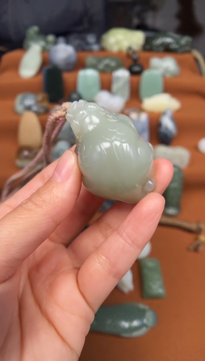 【闪购商品】和田玉颈饰未镶嵌貔貅