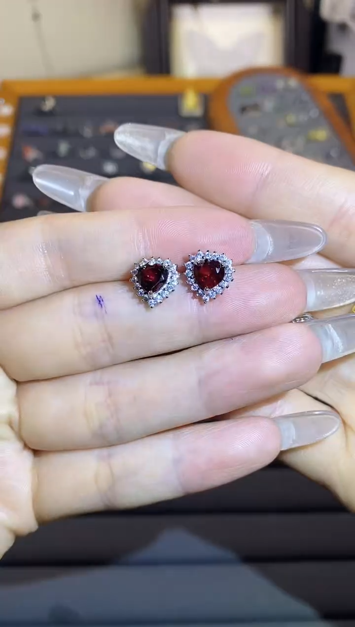 【闪购商品】水晶手链银S925镶嵌     