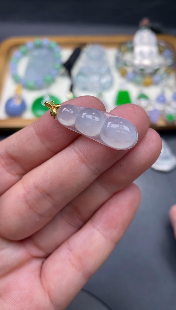 【闪购商品】翡翠颈饰18K金镶嵌71.........