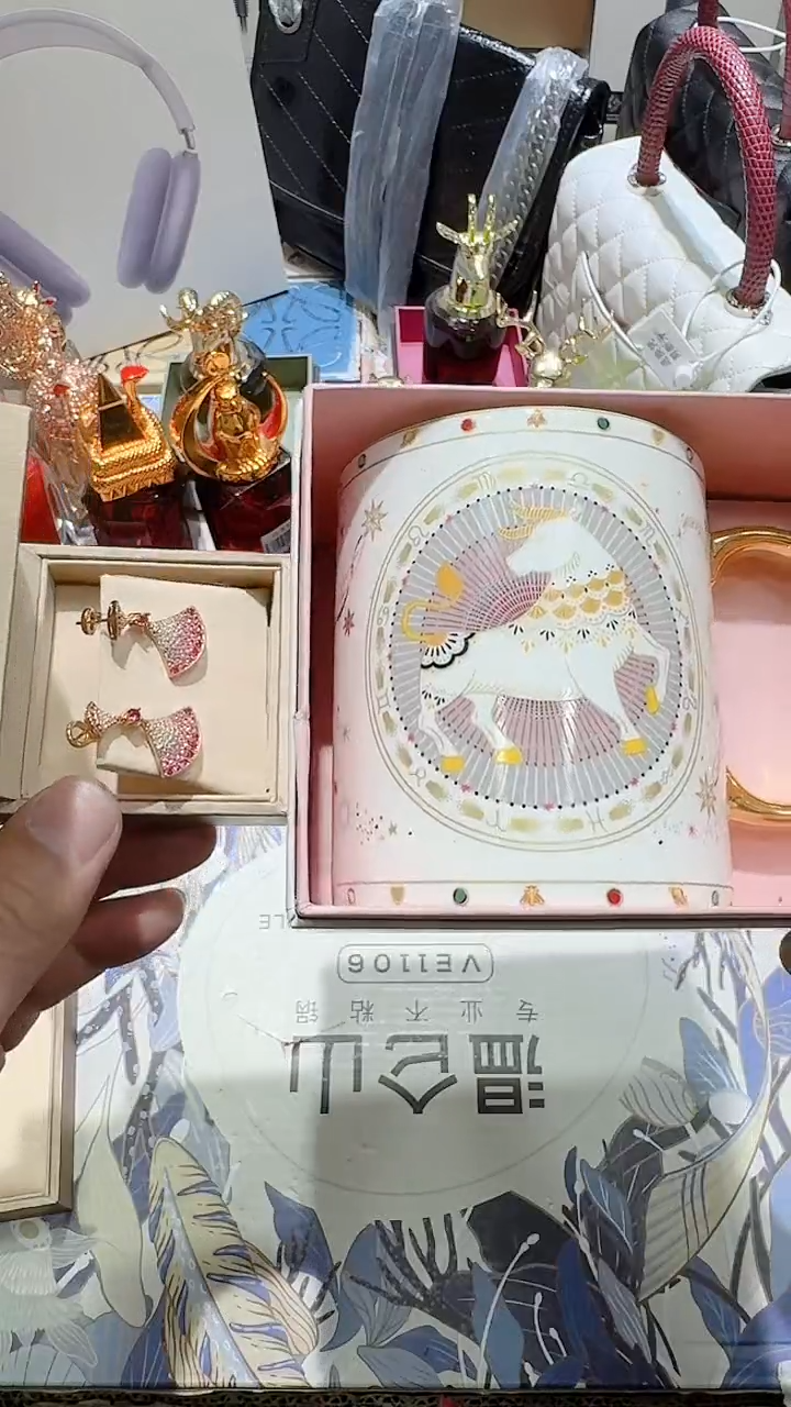 瓷片生活的本意就是开心@@1