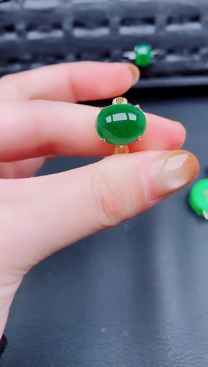 【闪购商品】翡翠戒指银S925镶嵌天然a货翡翠520