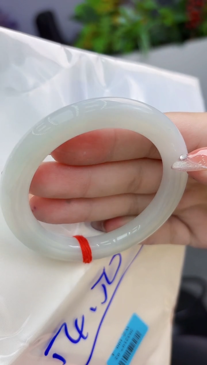 【闪购商品】翡翠手镯未镶嵌翡翠手镯