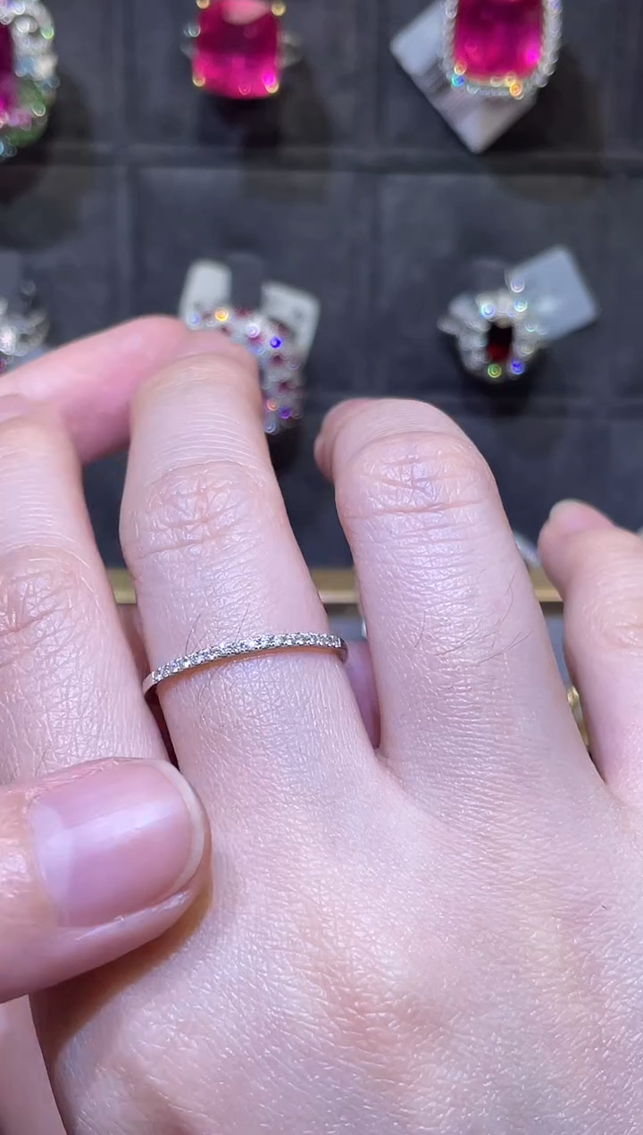 【闪购商品】钻石戒指/指环18K金镶嵌0.1ct