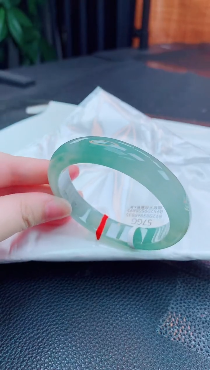 【闪购商品】翡翠未镶嵌手镯缅甸天然翡翠A货手镯
