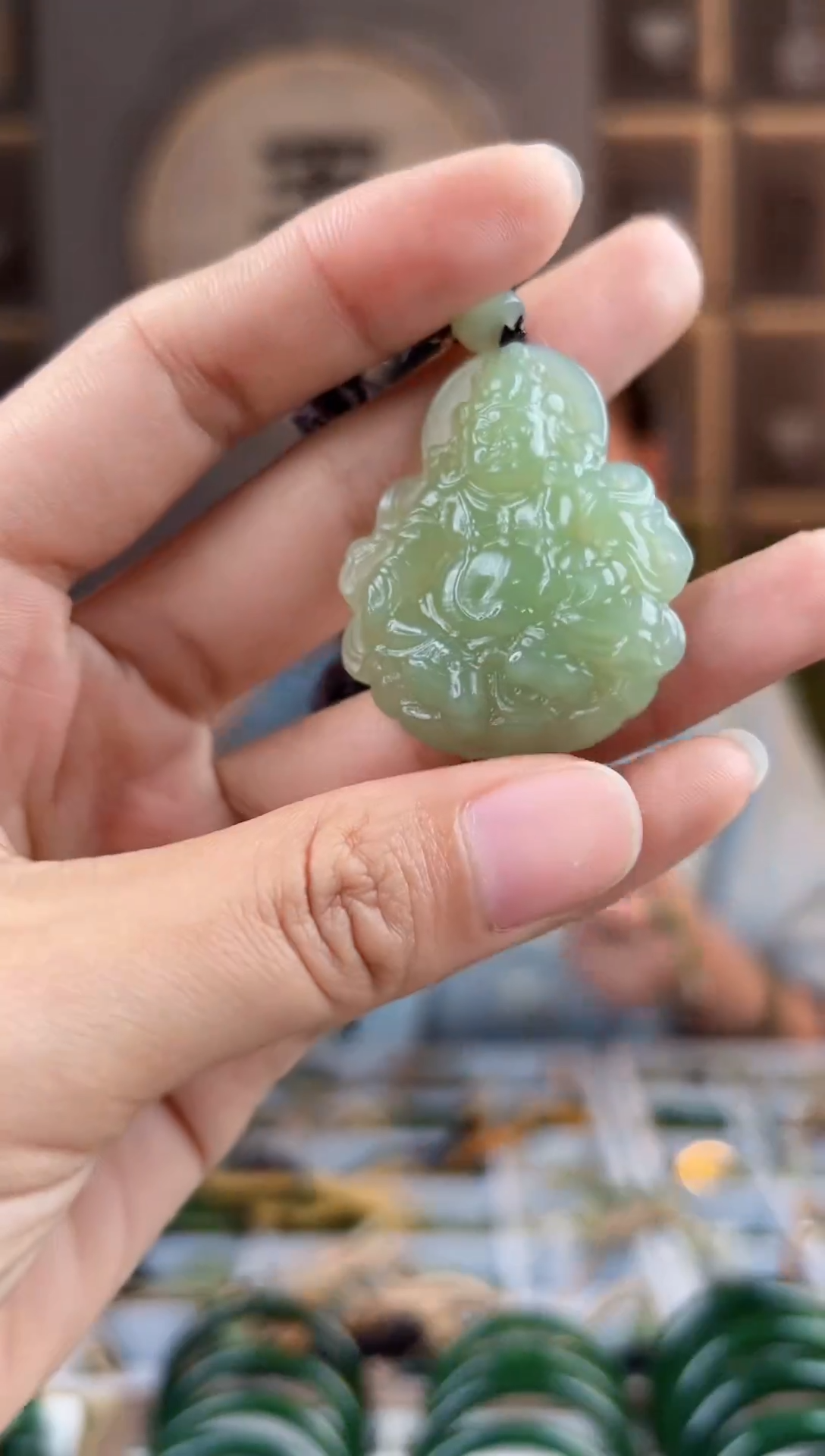 颈饰未镶嵌和田玉拍一发一，拍一发一