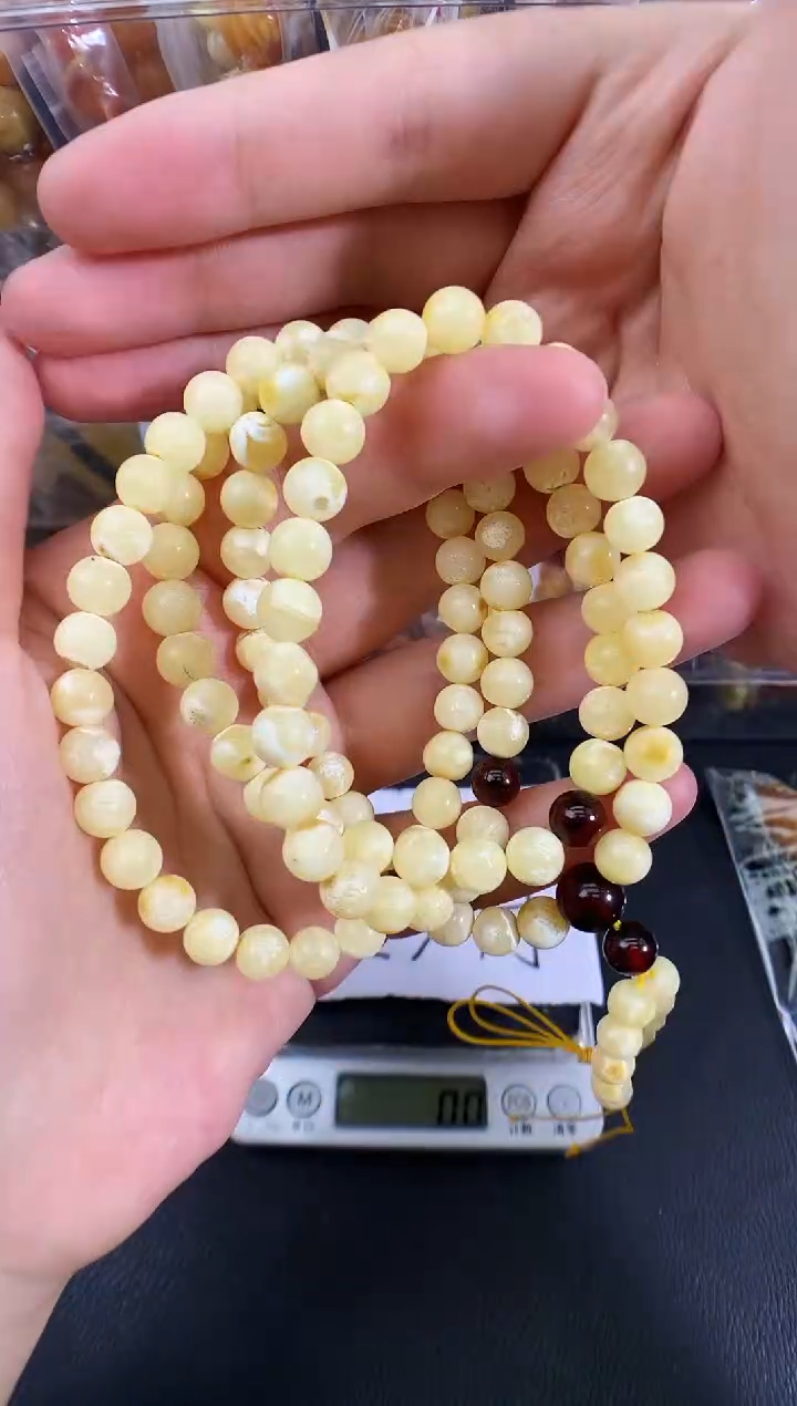 蜜蜡未镶嵌珠宝奇石1