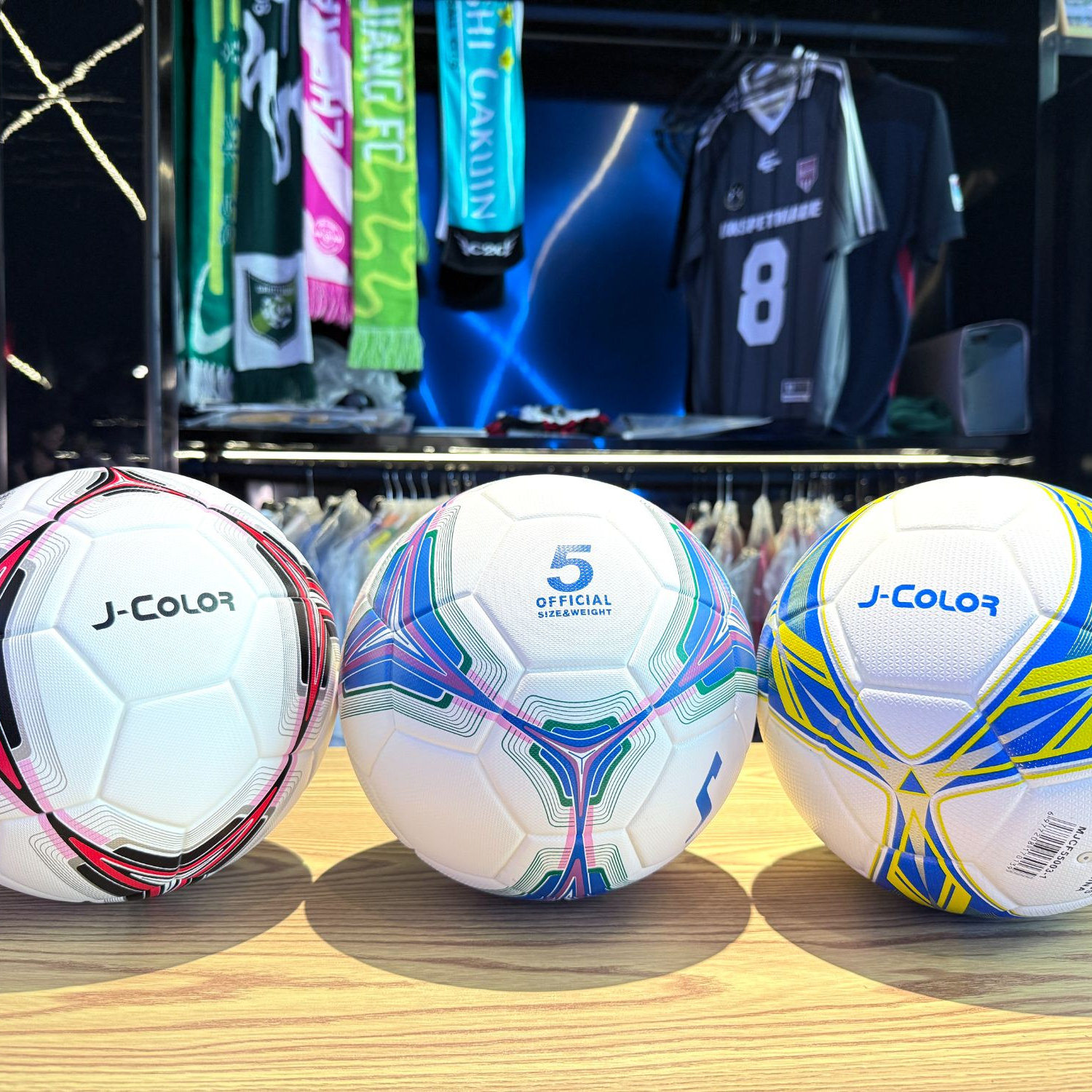 【新】成人训练足球防水防滑耐磨赛级专业通用5号球外贸颜色随机发