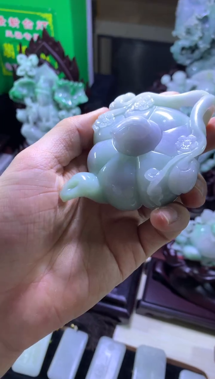 翡翠摆件未镶嵌翡翠摆件
