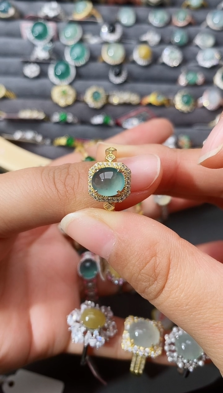 【闪购商品】翡翠戒指银S925镶嵌瑞丽市颜玉珠宝