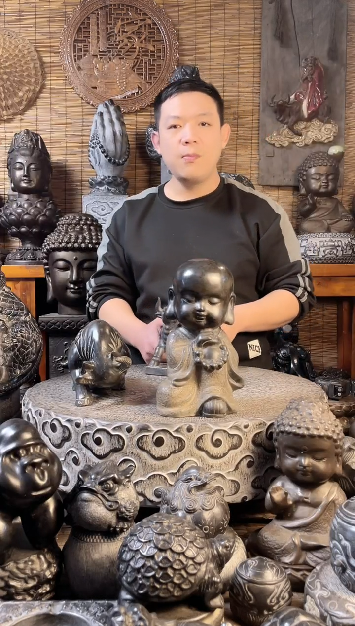 【闪购商品】23小沙弥天然青石雕刻