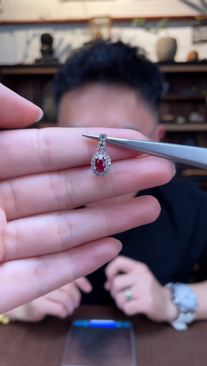 【闪购商品】红宝石吊坠银S925镶嵌红宝石吊坠*5CBGF