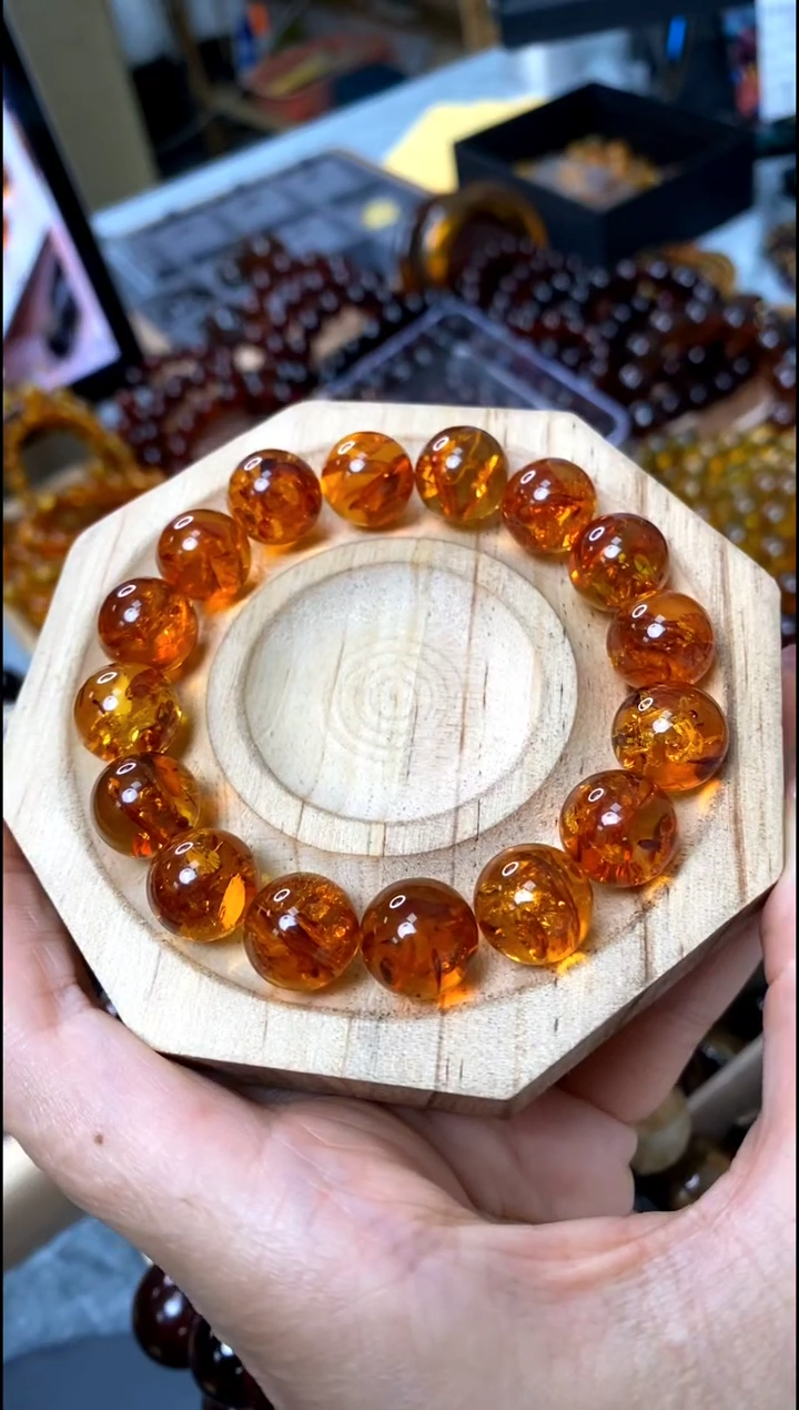 【闪购商品】血珀珠宝奇石未镶嵌12+00000