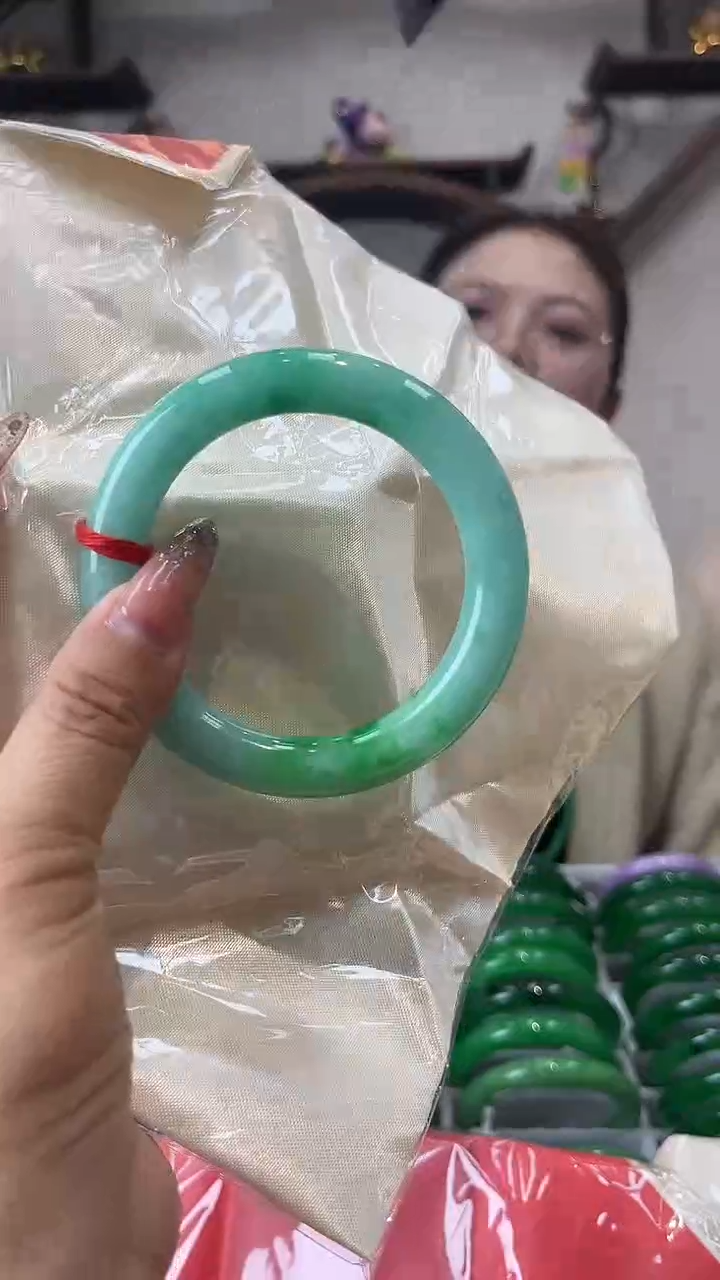 【闪购商品】砖雕a38 圈口58.8 独货手镯