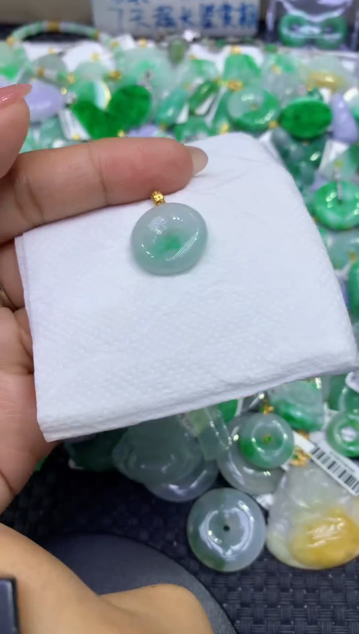 颈饰未镶嵌翡翠天然缅甸A货翡翠