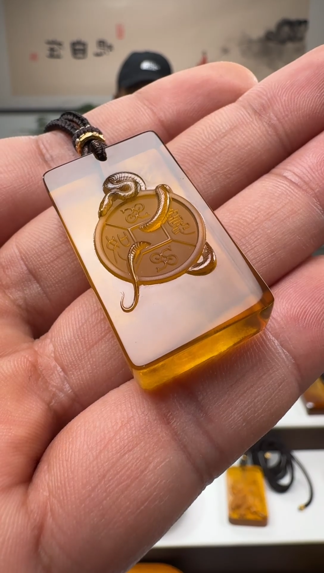 【闪购商品】琥珀颈饰未镶嵌缅甸琥珀蛇年方牌吊坠