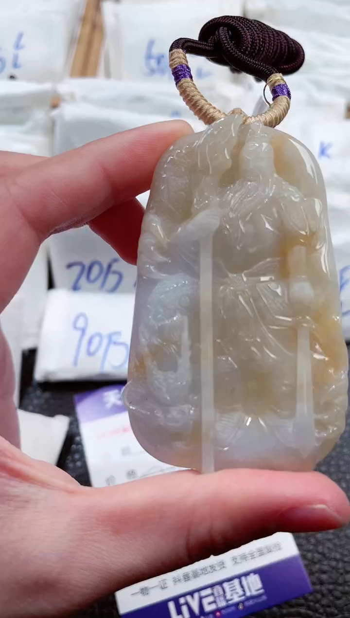 【闪购商品】翡翠颈饰未镶嵌00011746