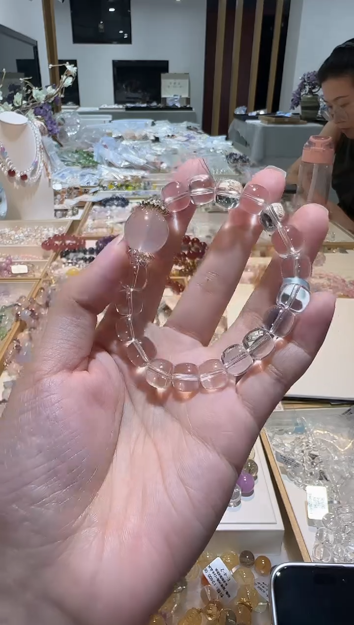 水晶手串未镶嵌手串