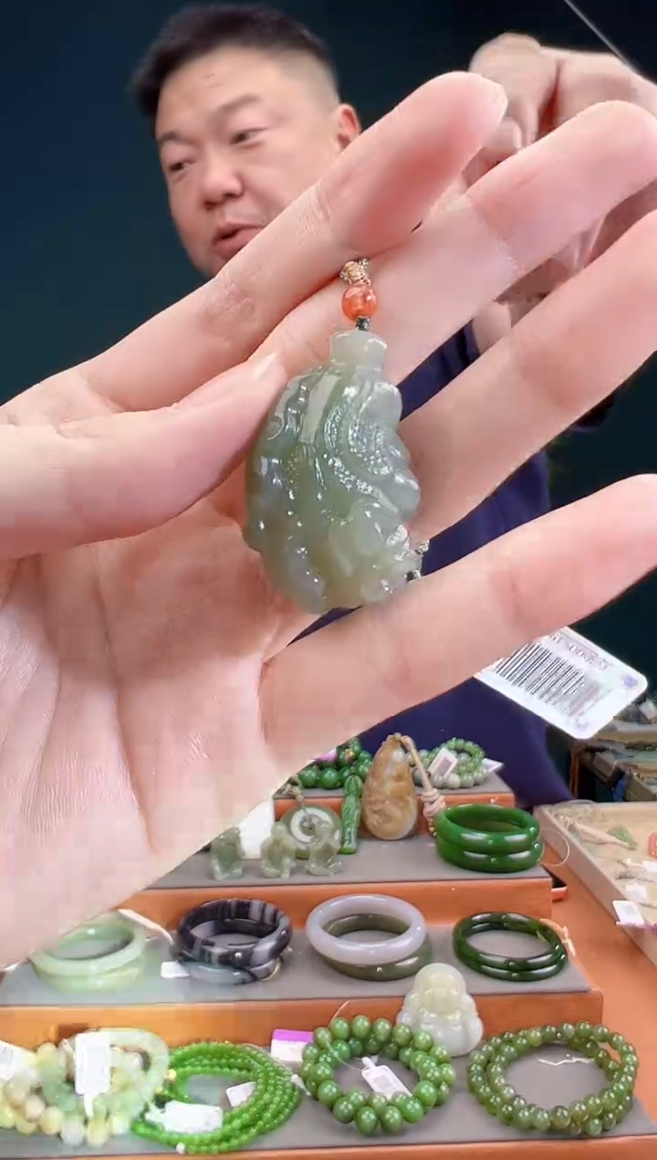 颈饰未镶嵌和田玉多样性发货 拍一单发一个
