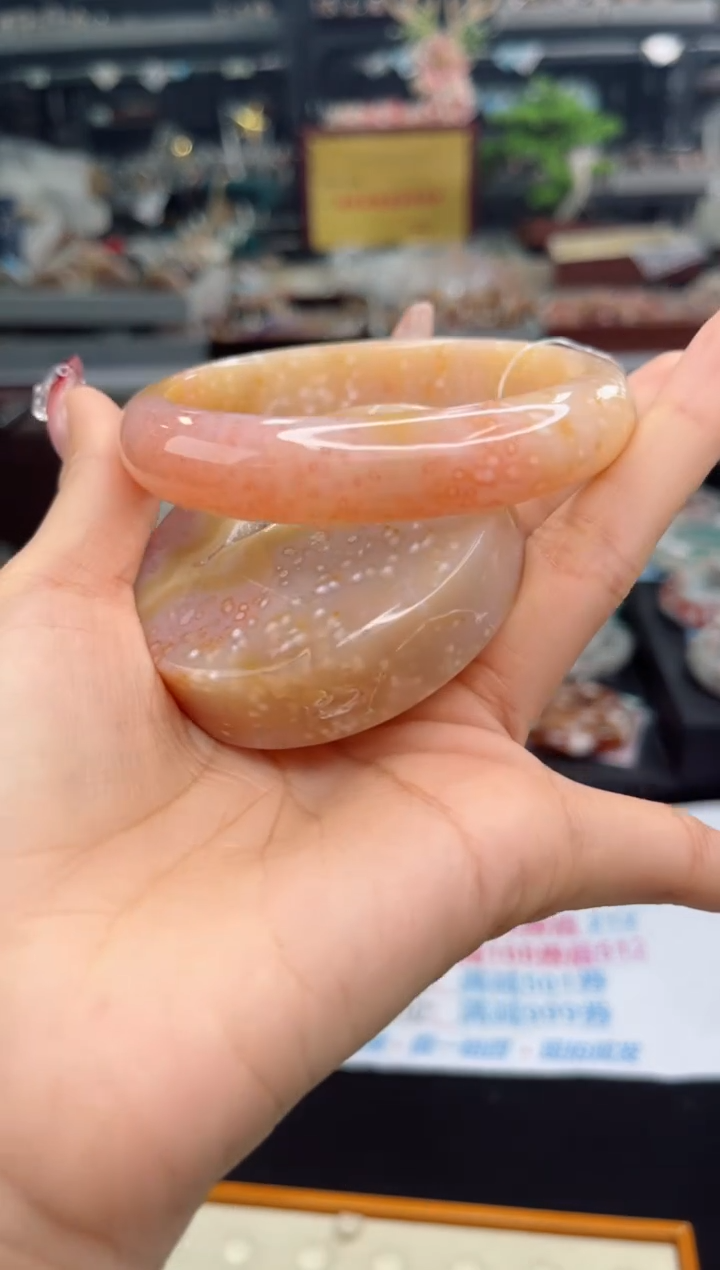 【闪购商品】石英质玉手镯未镶嵌63圈口（赠品镯心）S912279