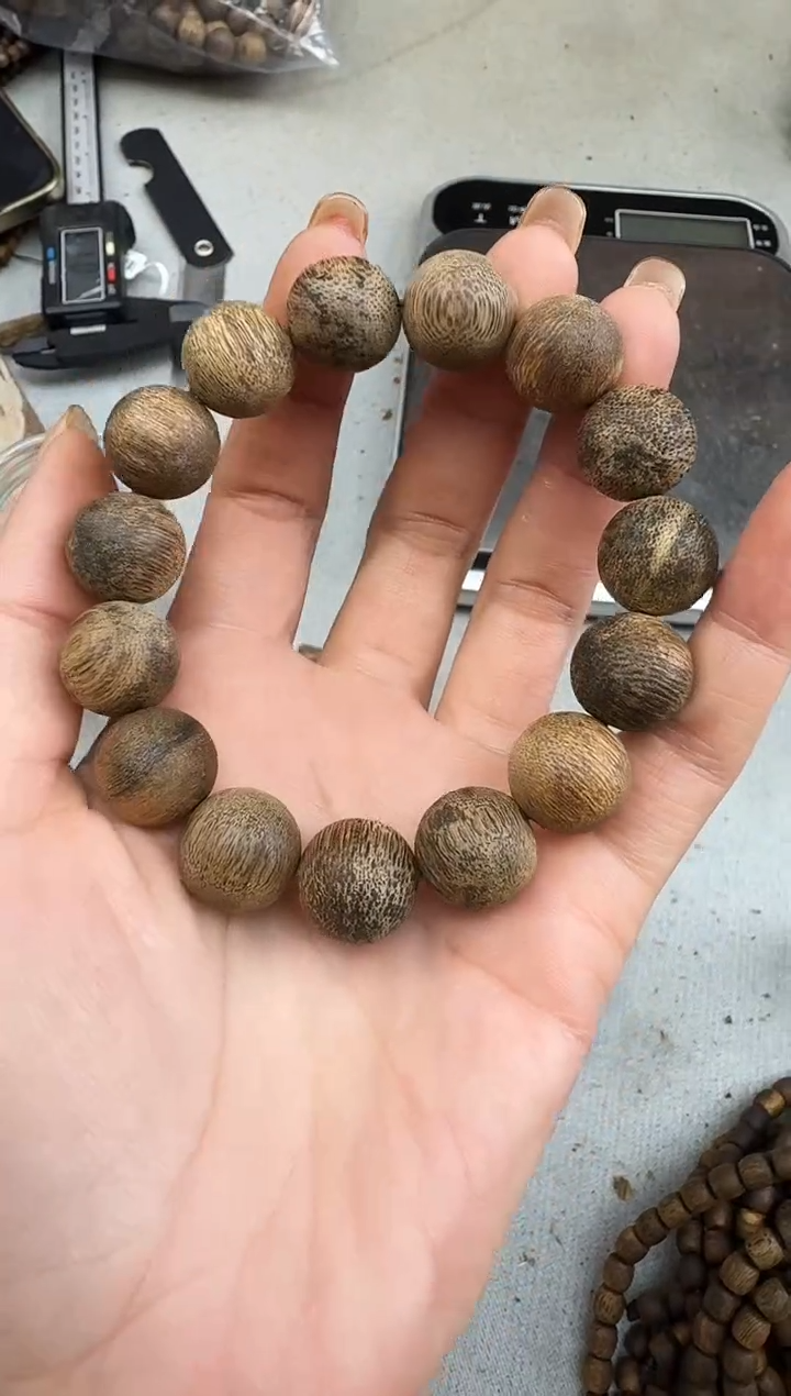 沉香手串1520沉香老料圆珠单圈多样性发一