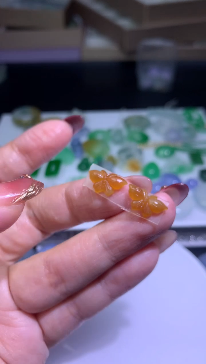 【闪购商品】定制翡翠未镶嵌毛货