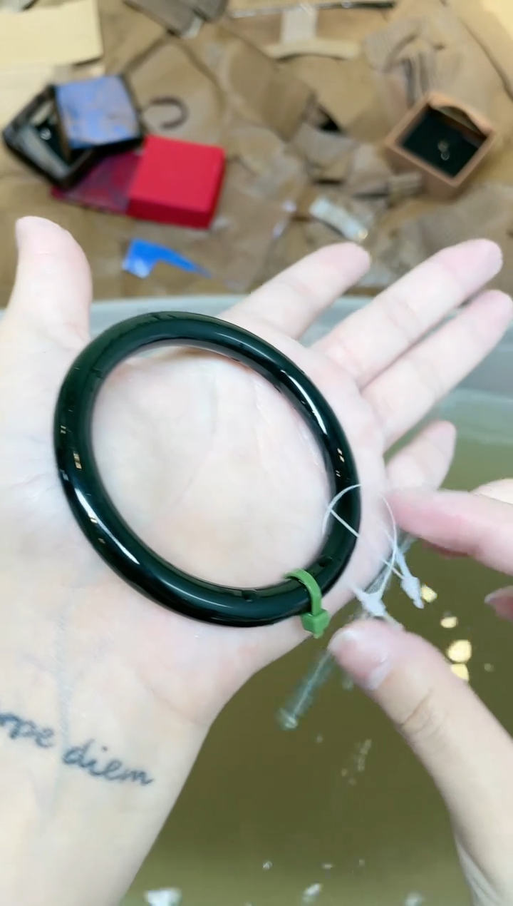 和田玉手镯未镶嵌151-60