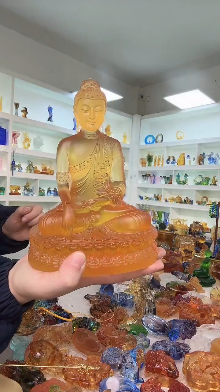 手工艺品琉璃释迦牟尼