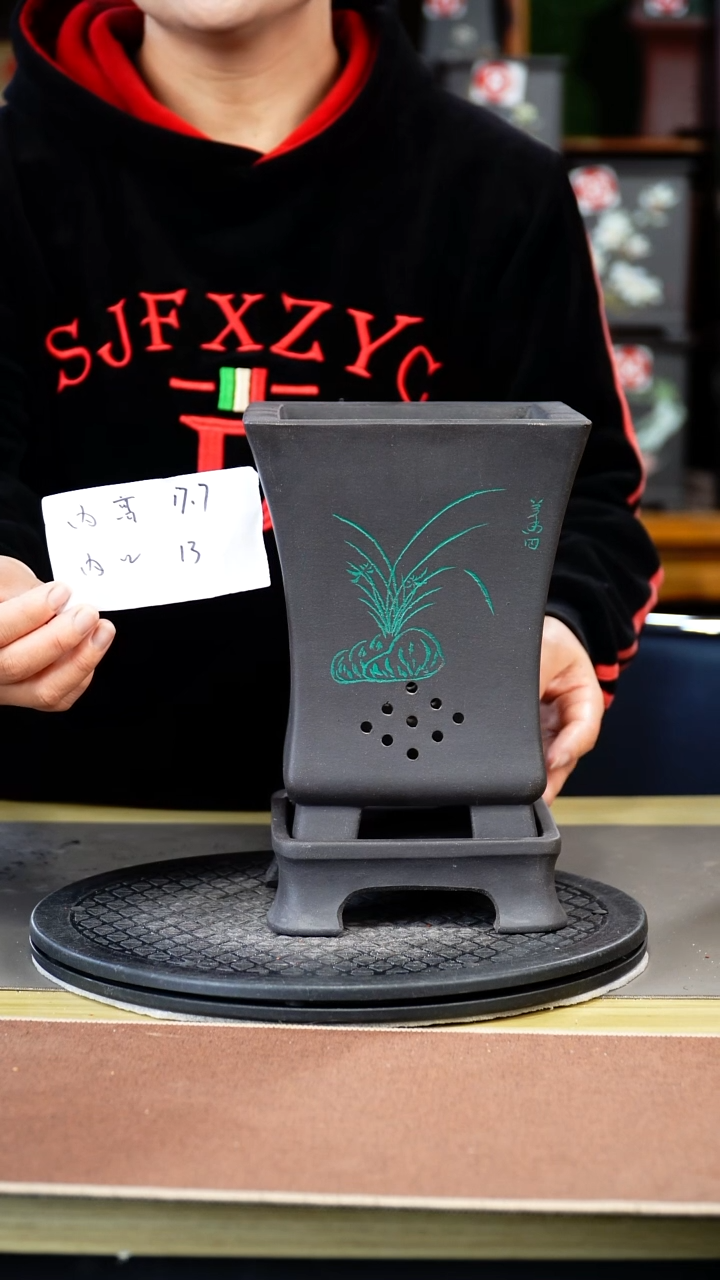 紫砂花盆紫砂花盆