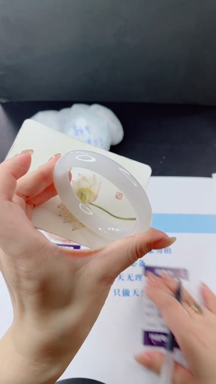 未镶嵌手镯石英质玉多样性发货L133