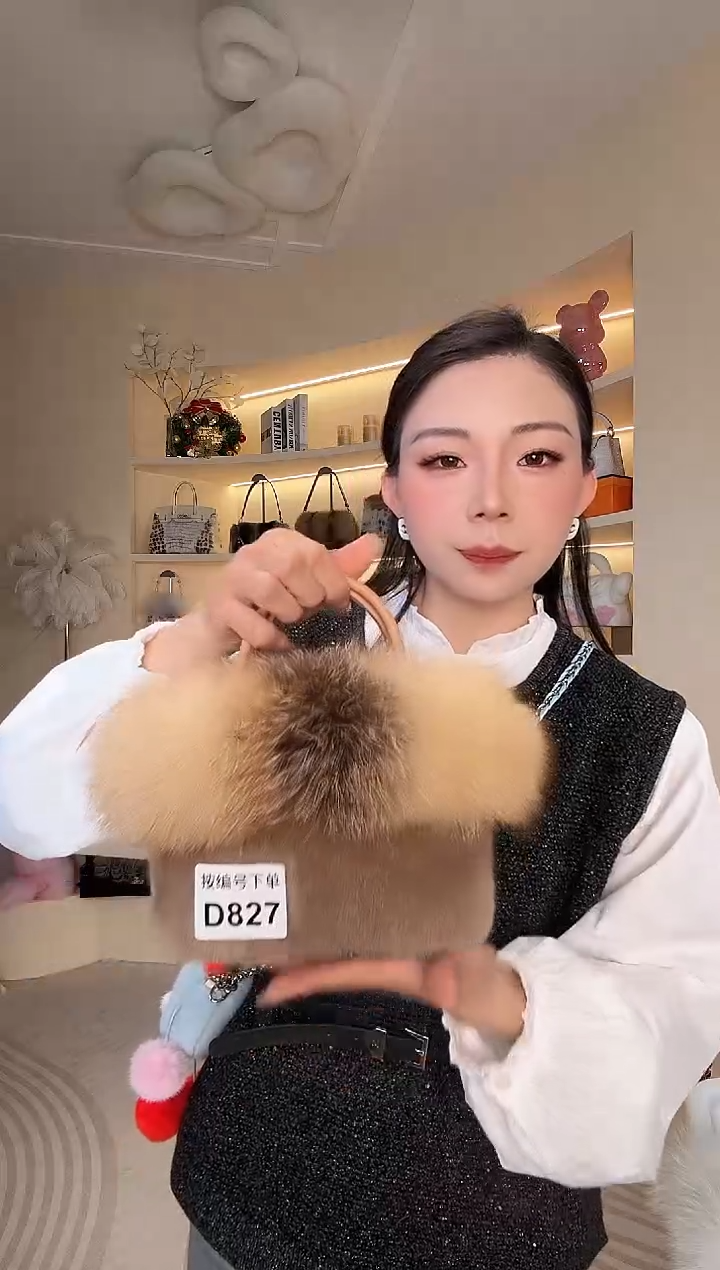 水貂毛【闪购商品】女包D827