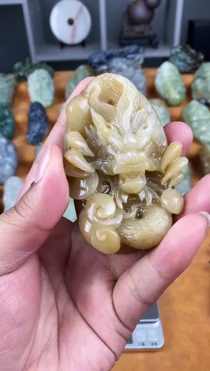 未镶嵌和田玉把件1