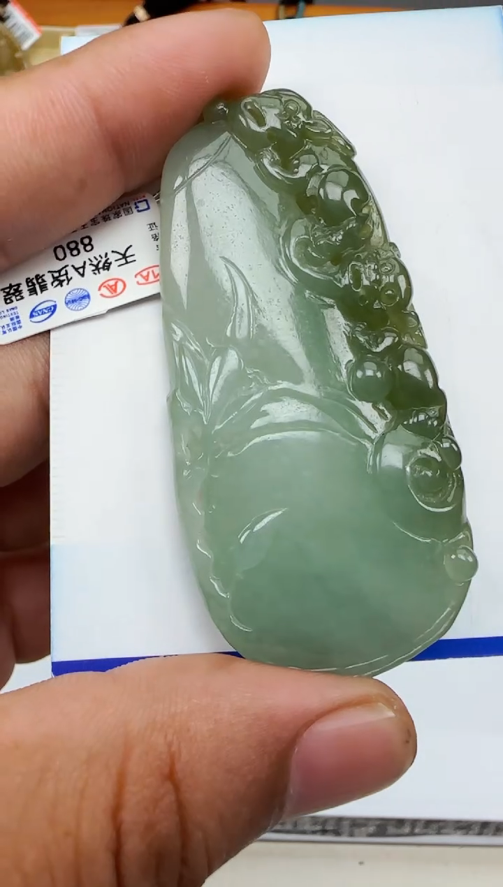 翡翠未镶嵌颈饰缅甸天然A货翡翠