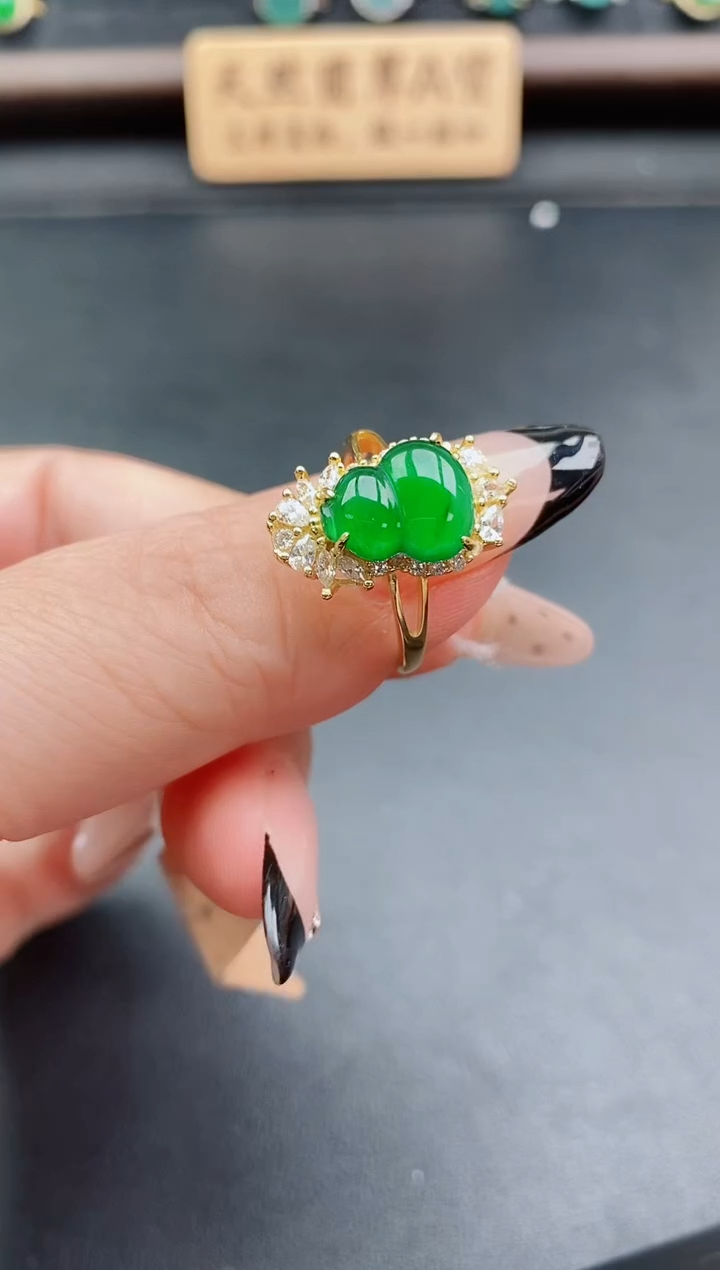 银S925镶嵌戒指翡翠1