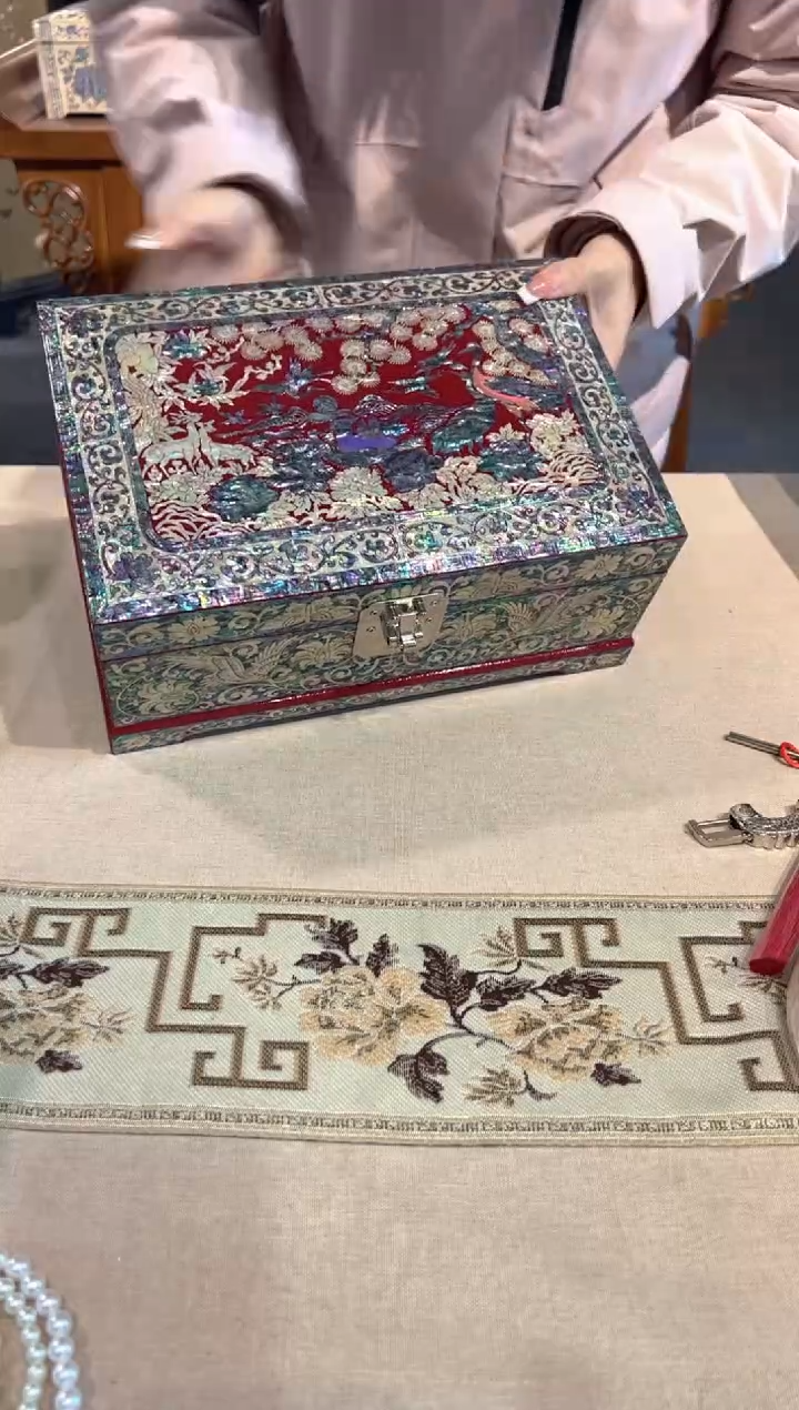 【闪购商品】鱼锁全贝底·弘贝雅螺钿漆器文化馆