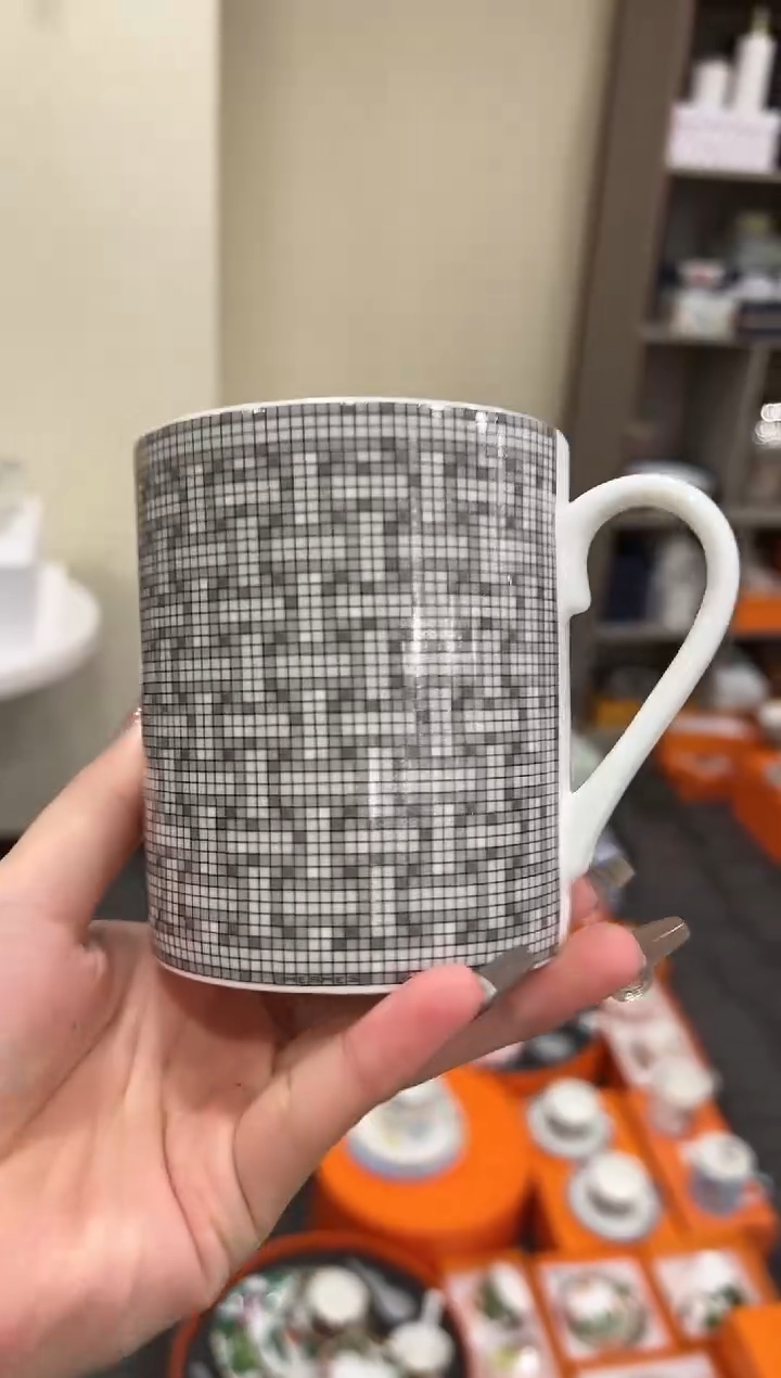 【闪购商品】杯H192--------------