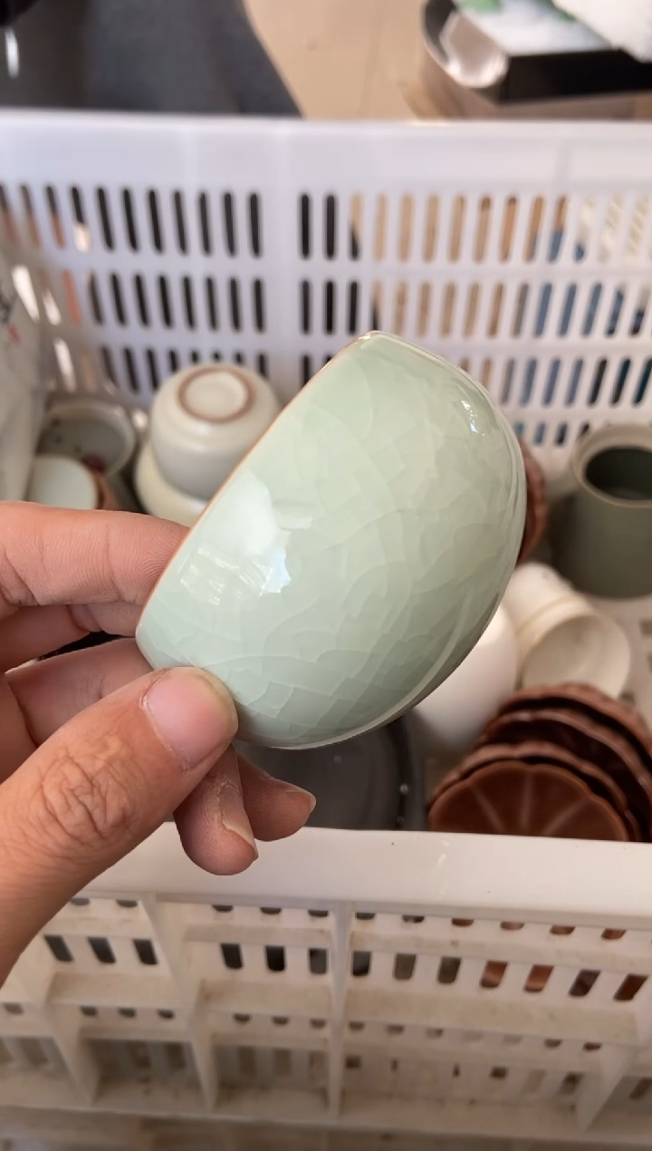 杯子瓷无运费险有瑕疵的摄影的产品有使用过的痕迹有点脏介意勿拍