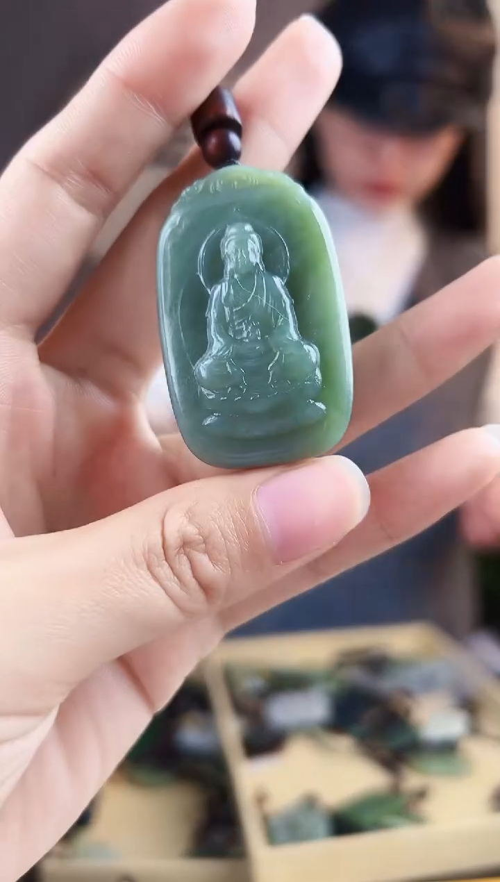 颈饰未镶嵌和田玉拍一发一，多样性发货