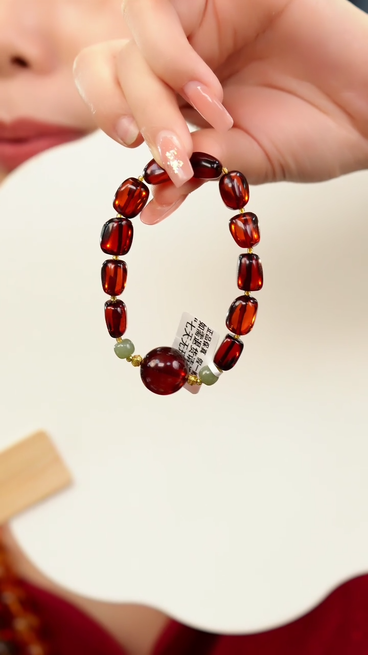 【闪购商品】血珀手链未镶嵌血珀随形设计款手串