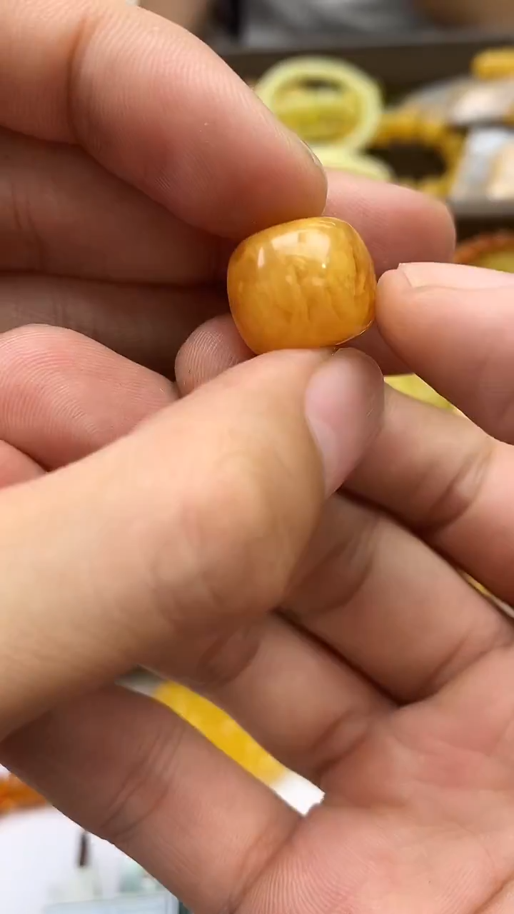 裸石蜜蜡未镶嵌单珠