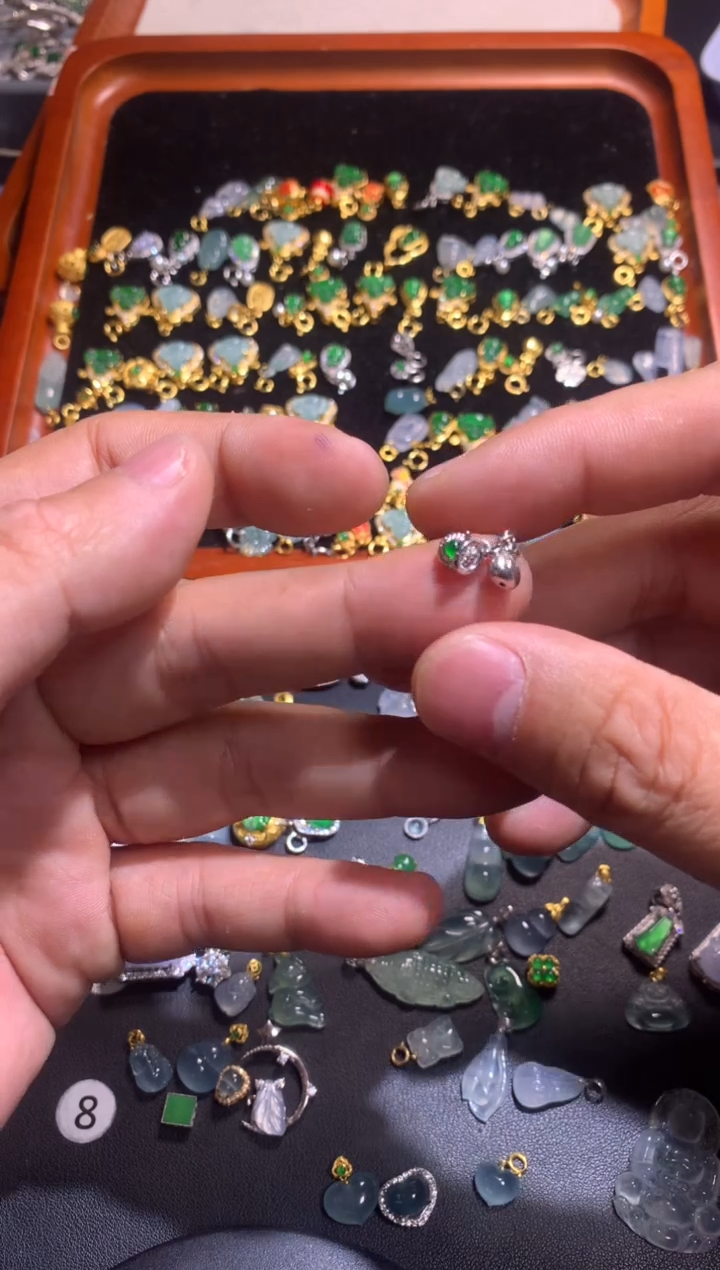 【闪购商品】翡翠吊坠(不含链)银S925镶嵌1