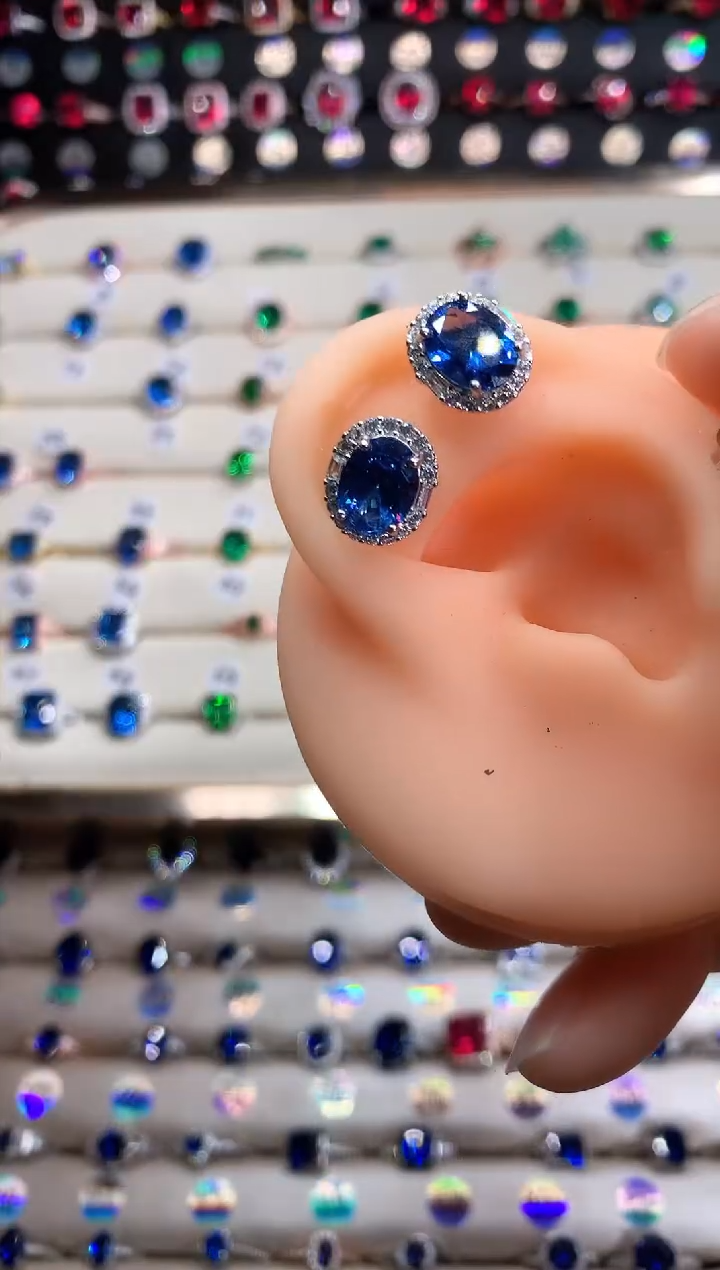 【闪购商品】蓝宝石耳饰银S925镶嵌银色矢车菊