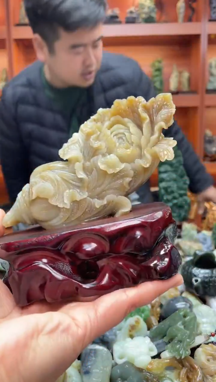 未镶嵌和田玉摆件1