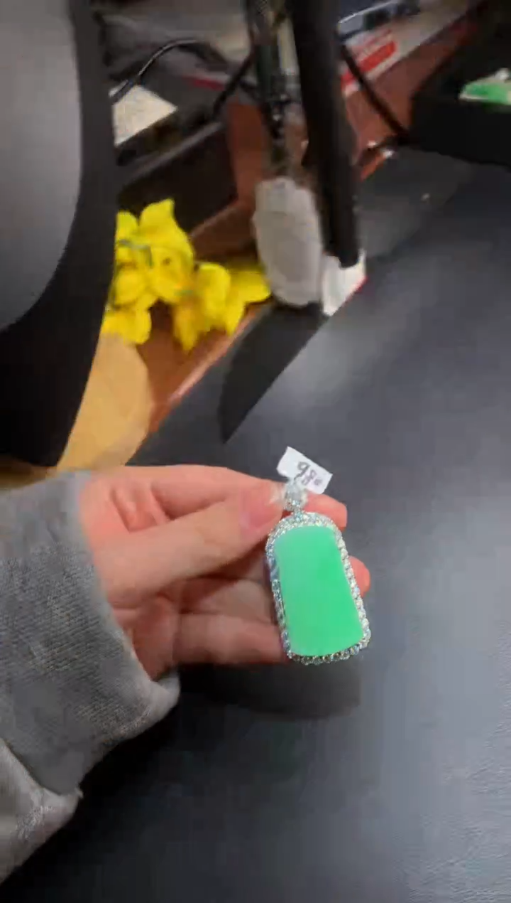 【闪购商品】翡翠颈饰银S925镶嵌翡翠1