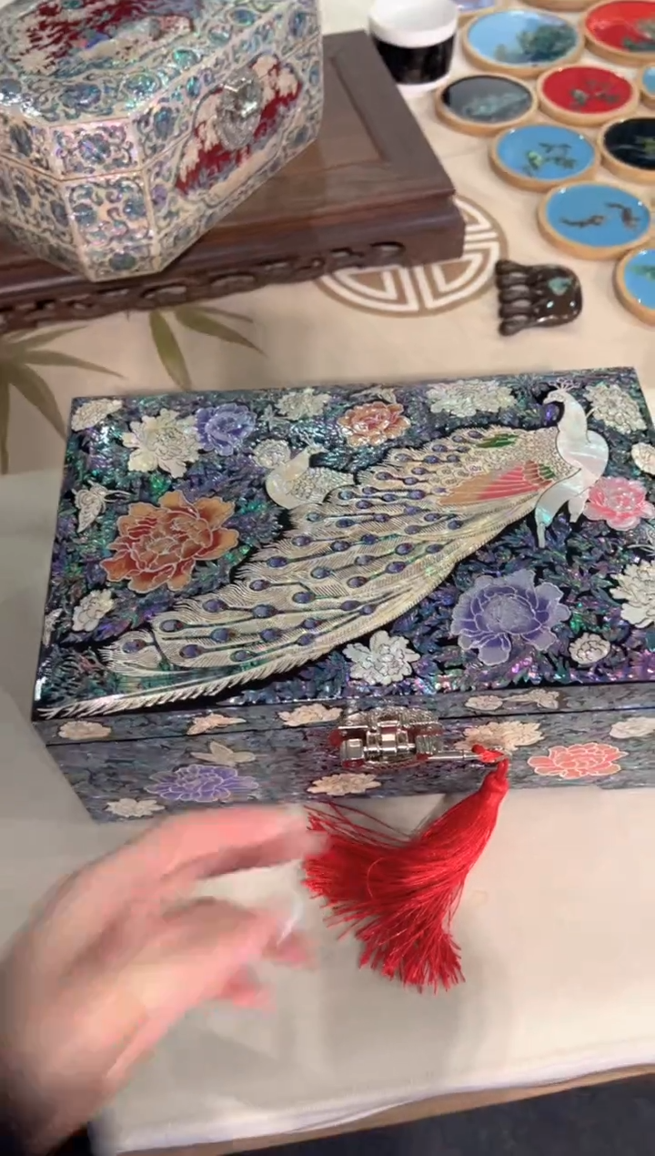 【闪购商品】黑底全满螺·弘贝雅螺钿漆器文化馆