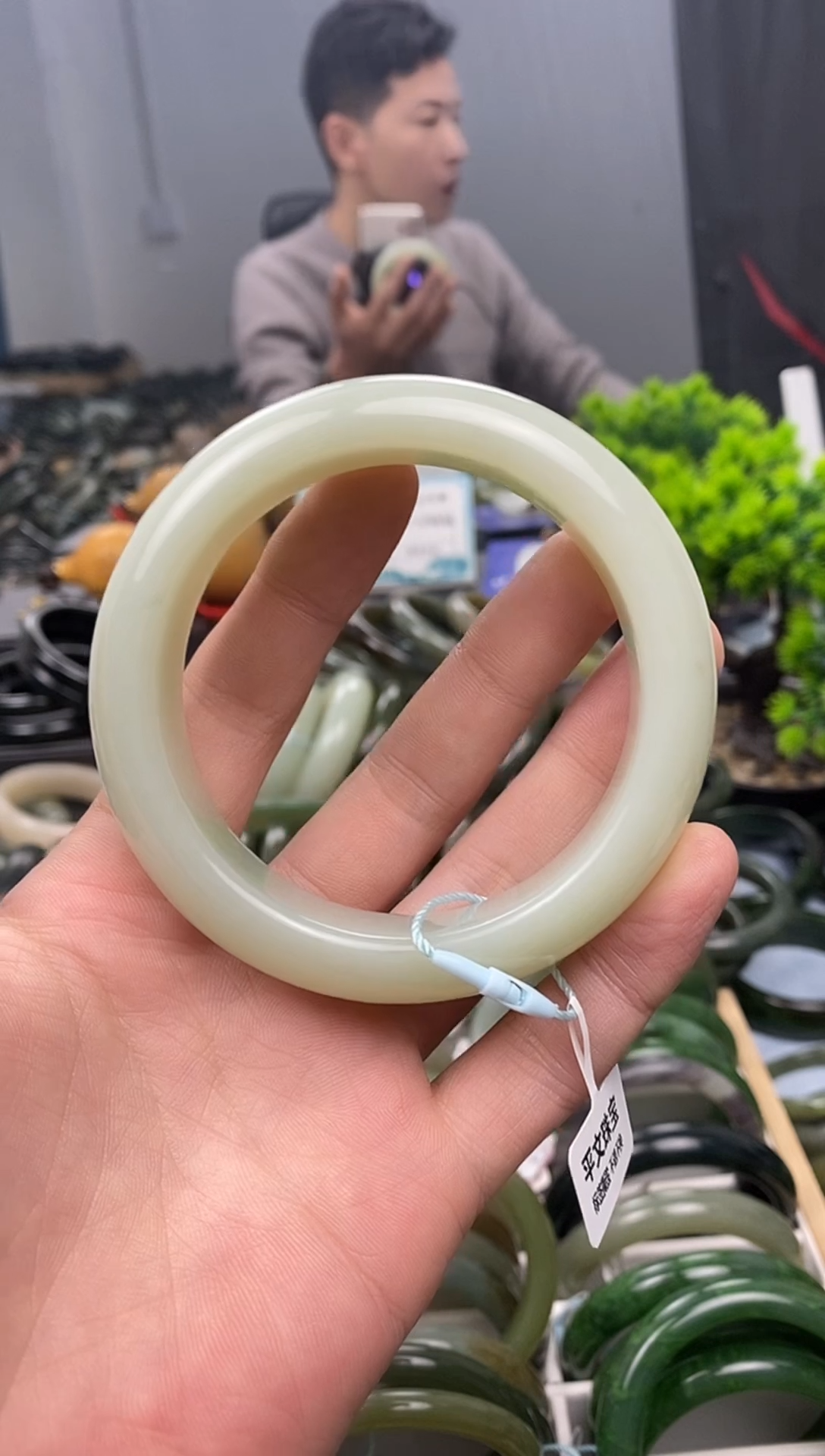未镶嵌手镯和田玉64.8