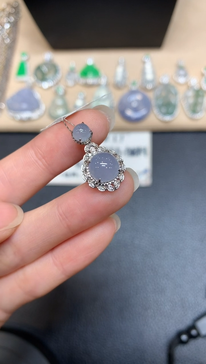 【闪购商品】翡翠颈饰18K金镶嵌】无服务费 蛋面