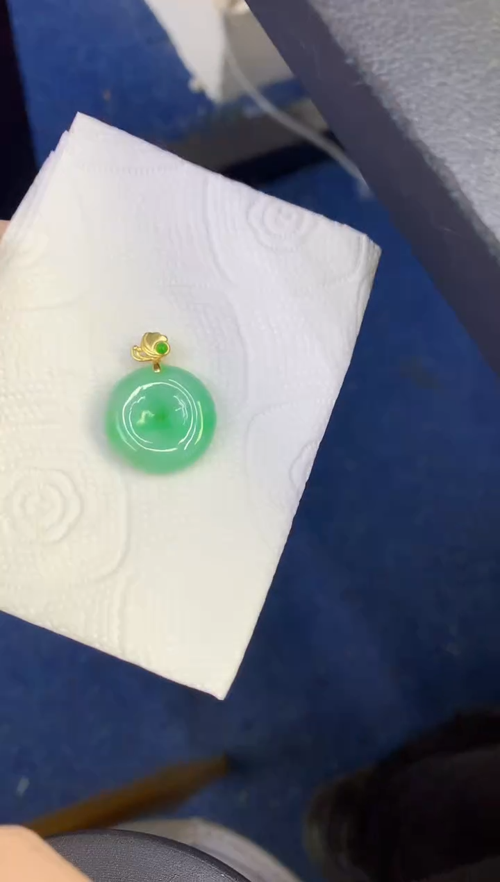 颈饰未镶嵌翡翠缅甸天然翡翠a货