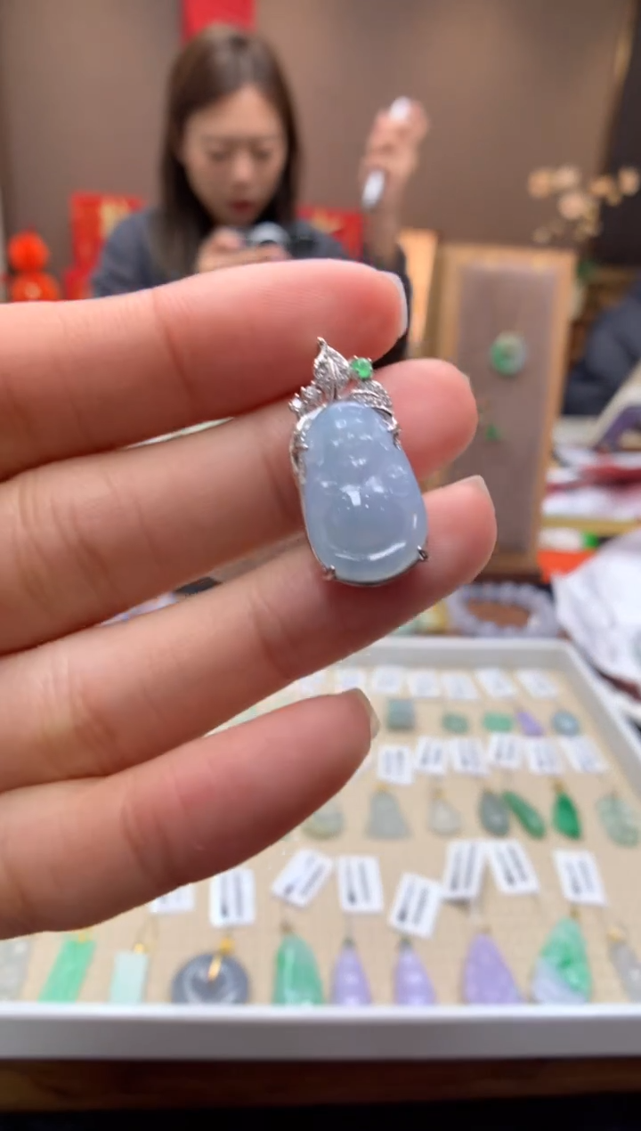【闪购商品】翡翠颈饰银S925镶嵌财神